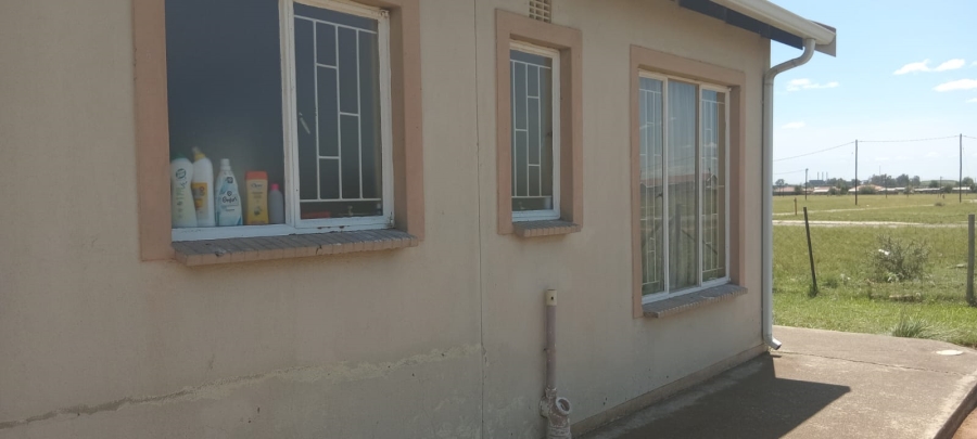 2 Bedroom Property for Sale in Harry Gwala Free State